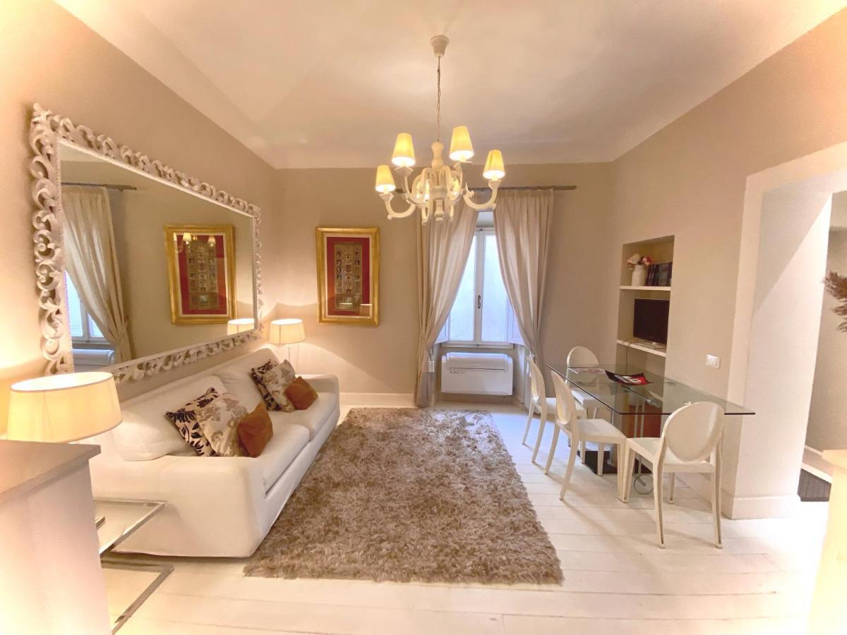 White Florence Suite Exterior photo